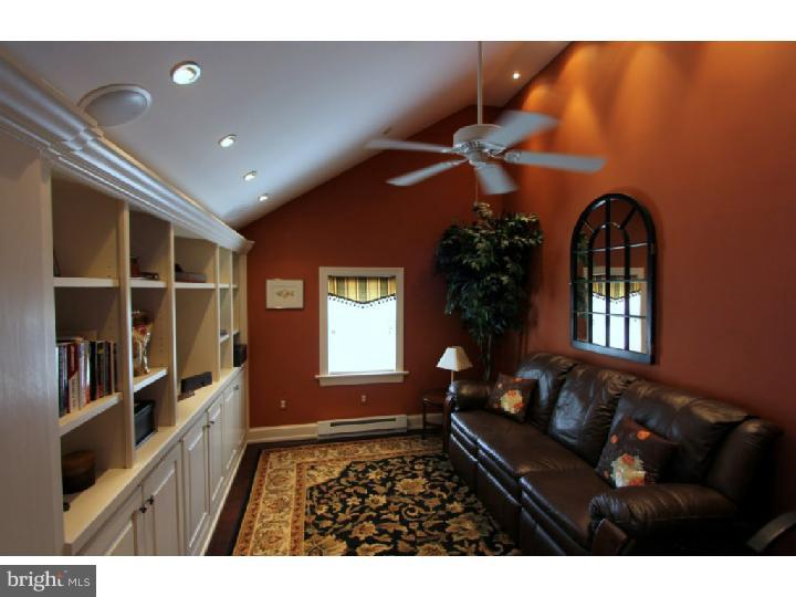417 West Beechtree Lane Wayne, PA 19087 - Photo 6 of 23 Gallery Image 6
