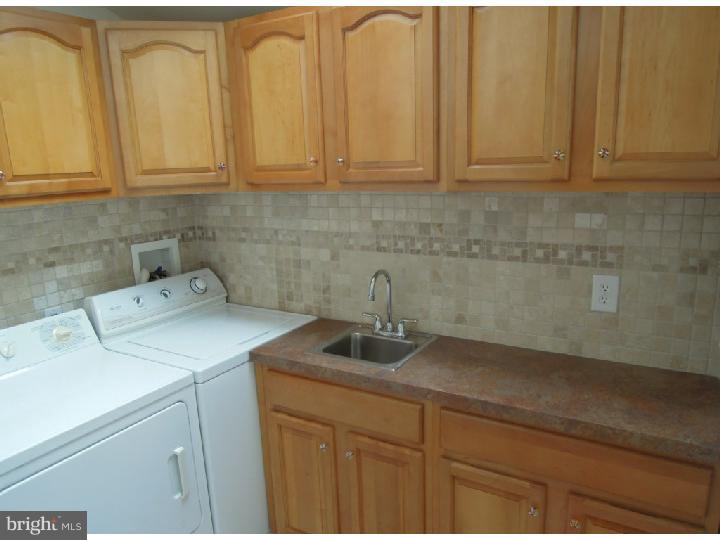 417 West Beechtree Lane Wayne, PA 19087 - Photo 10 of 23 Gallery Image 10