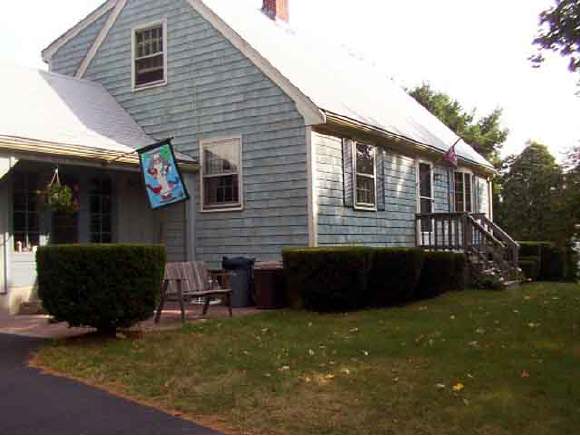 7 Page Road Kingston, NH 03848 - Photo 1 of 5
