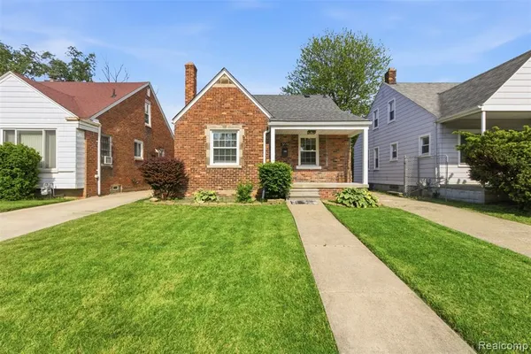 $1,350 | 9774 Manistique Street, Detroit, MI 48224