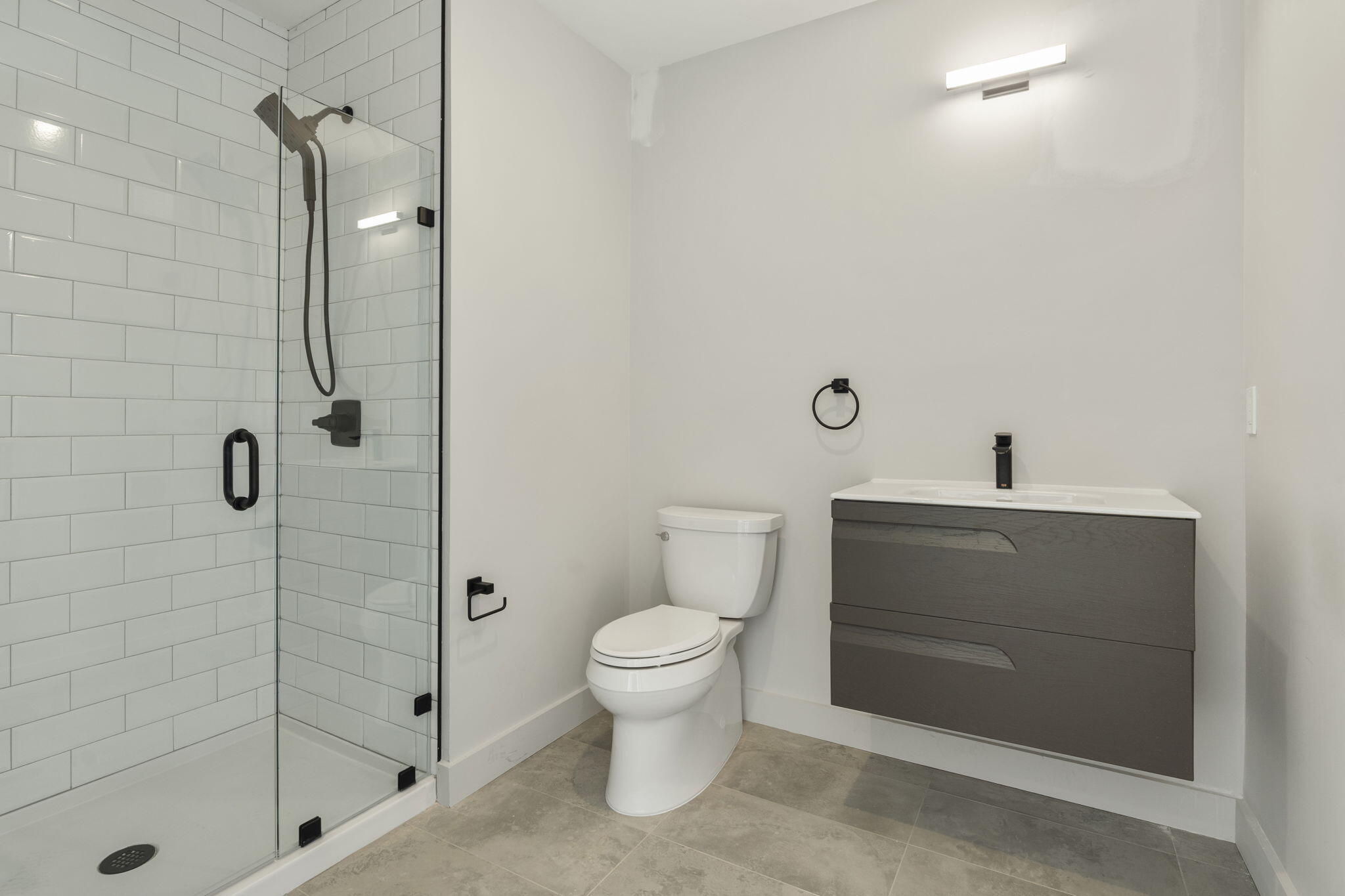 75 Chestnut Street, Unit 404 Portland, ME 04101 - Photo 12 of 37 Bathroom