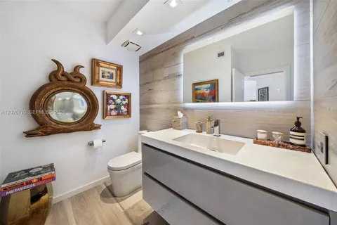 $1,030,000 | 1330 West Avenue, Unit 2414, Miami Beach, FL 33139