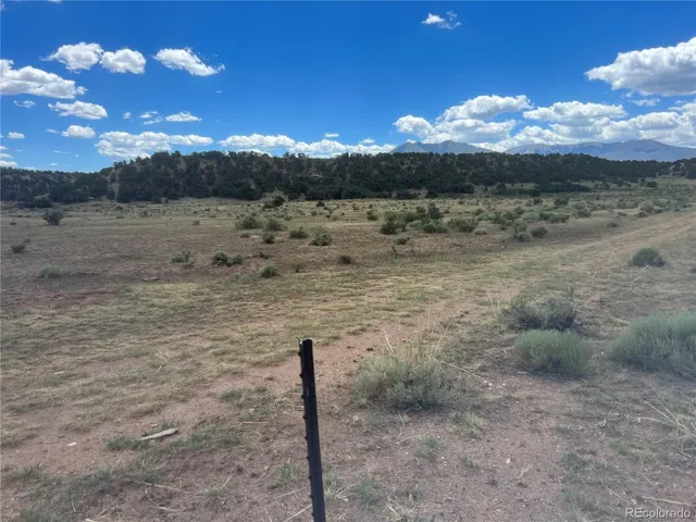 a view of a lake in middle of the town