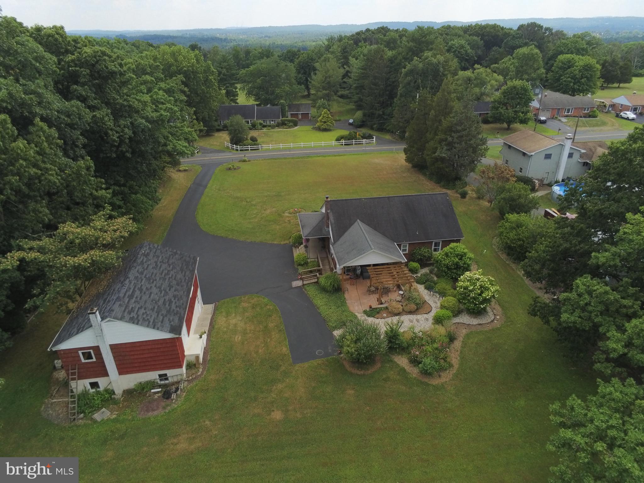3071 Finland Road Pennsburg, PA 18073 - Photo 3 of 59 Gallery Image 3