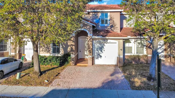 $2,950 | 27463 Southwest 137th Court, Unit 27364, Homestead, FL 33032