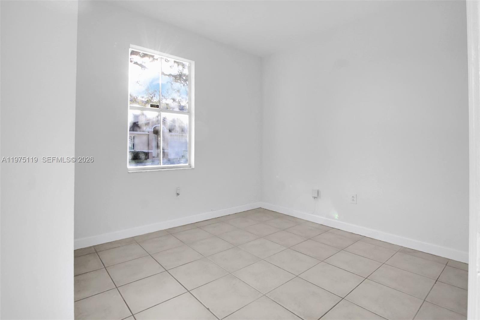 27463 Southwest 137th Court, Unit 27364 Homestead, FL 33032 - Photo 33 of 59