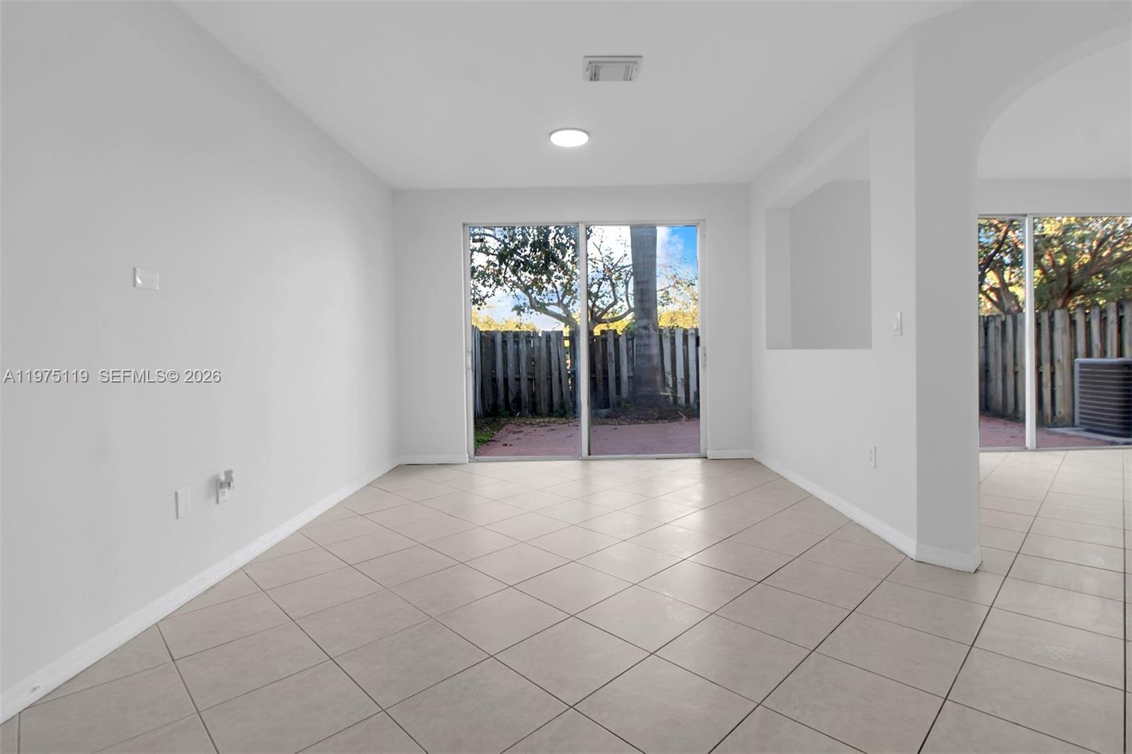 27463 Southwest 137th Court, Unit 27364 Homestead, FL 33032 - Photo 37 of 59