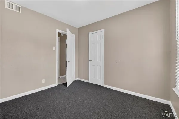 $1,200 | 6018 Evergreen Boulevard, St. Louis, MO 63134