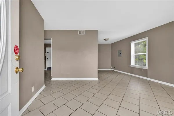 $1,200 | 6018 Evergreen Boulevard, St. Louis, MO 63134