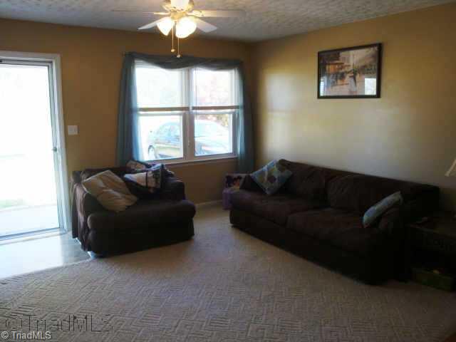121 Pete Foster Road Mocksville, NC 27028 - Photo 4 of 9 Other. Living Room with Fresh Paint