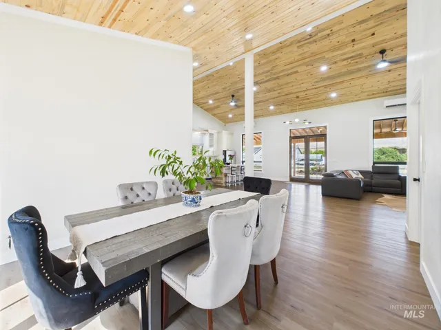 $599,900 | 6501 Sweet Ola Highway, Sweet, ID 83670