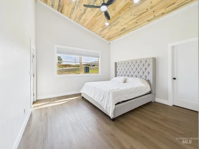 $599,900 | 6501 Sweet Ola Highway, Sweet, ID 83670