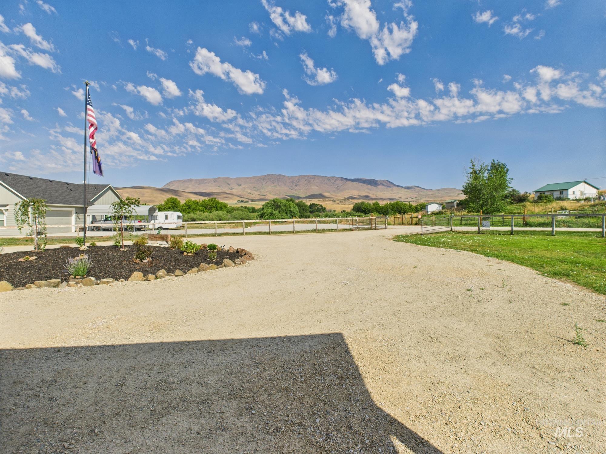 6501 Sweet Ola Highway Sweet, ID 83670 - Photo 28 of 43 View of Butte