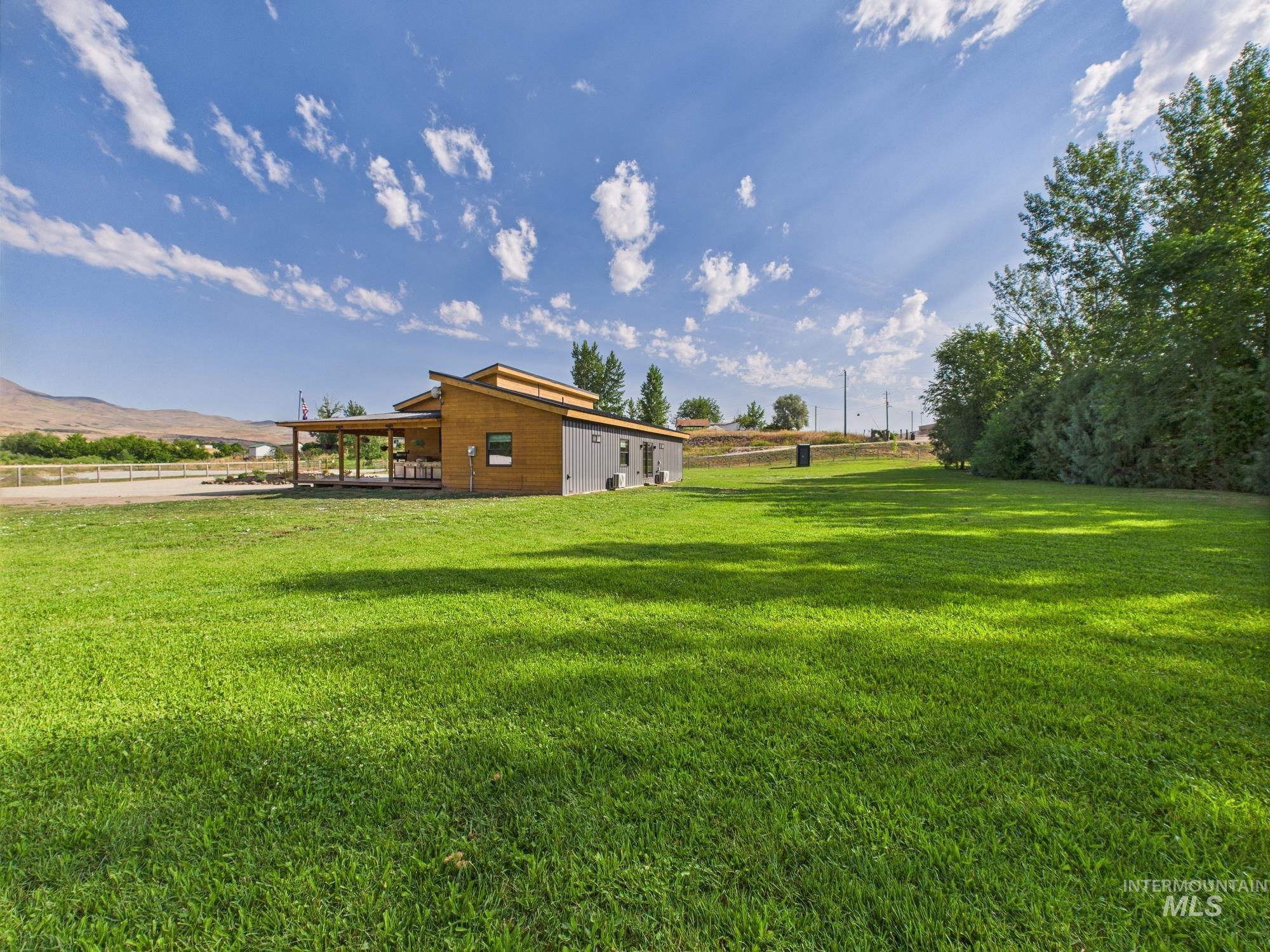 6501 Sweet Ola Highway Sweet, ID 83670 - Photo 32 of 43 View of green lawn featuring a rural view