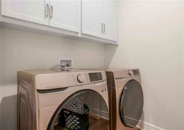 $535,000 | 25417 West 142nd Place, Olathe, KS 66061