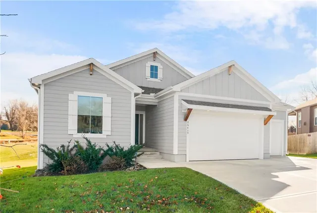 $535,000 | 25417 West 142nd Place, Olathe, KS 66061