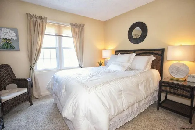 $2,800 | 76 Kaydeross Park Road, Saratoga Springs, NY 12866