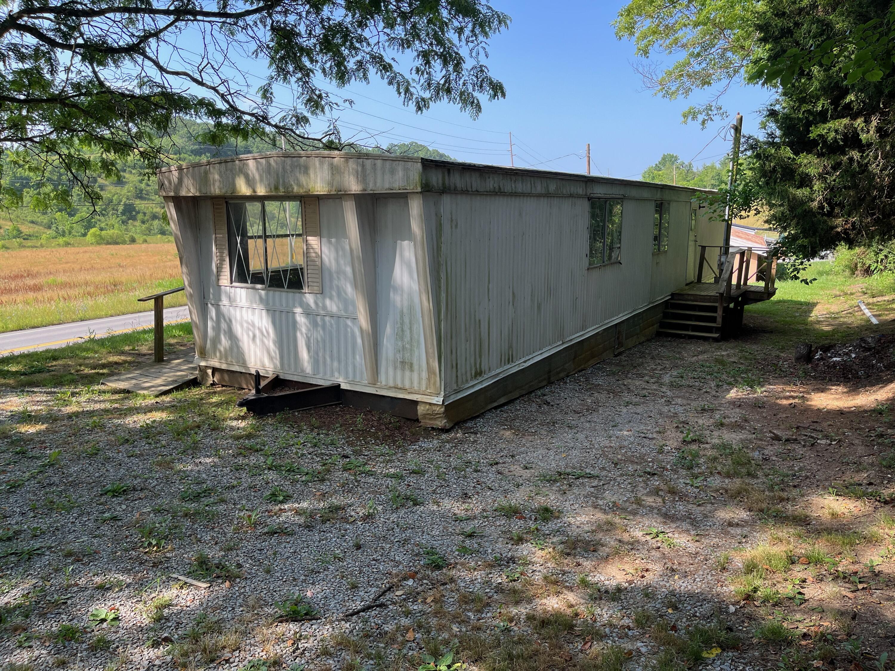 7735 Snapps Ferry Road Chuckey, TN 37641 - Photo 12 of 14 IMG_8667