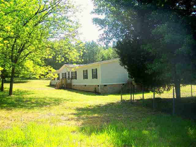 830 Jerusalem Road Pacolet, SC 29372 - Photo 2 of 25
