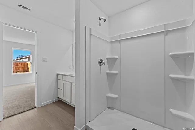 $290,000 | 107 Ellendale Place, Fredericksburg, TX 78624