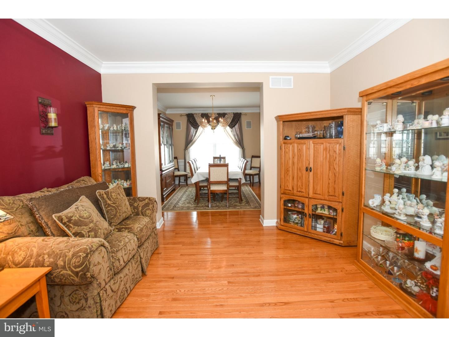126 Tatham Road Bensalem, PA 19020 - Photo 2 of 25 Living Room