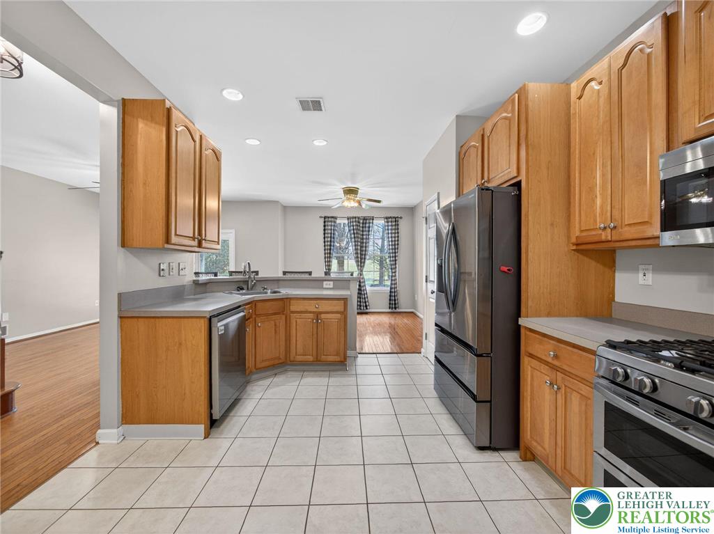 4312 Creek Road Allentown, PA 18104 - Photo 21 of 67