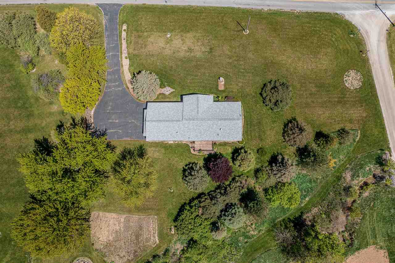 9054 West Tuscola Road Frankenmuth, MI 48734 - Photo 6 of 20