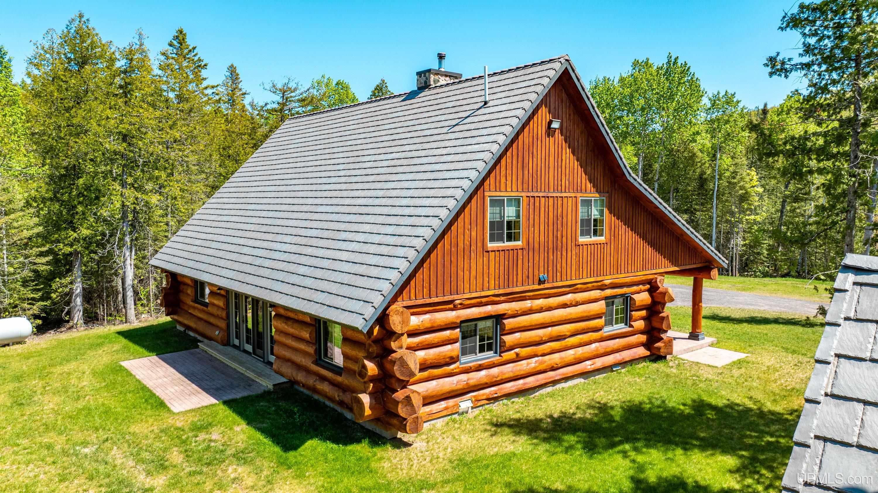 9471 North Coast Shores Road Copper Harbor, MI 49918 - Photo 2 of 62