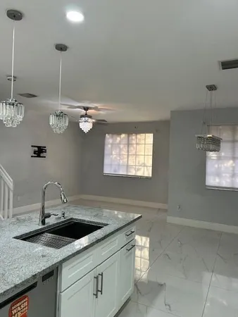 $2,700 | 1305 Lucaya Drive, West Palm Beach, FL 33404