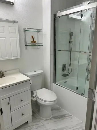 $2,700 | 1305 Lucaya Drive, West Palm Beach, FL 33404