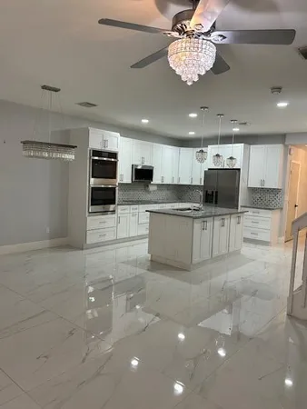 $2,700 | 1305 Lucaya Drive, West Palm Beach, FL 33404