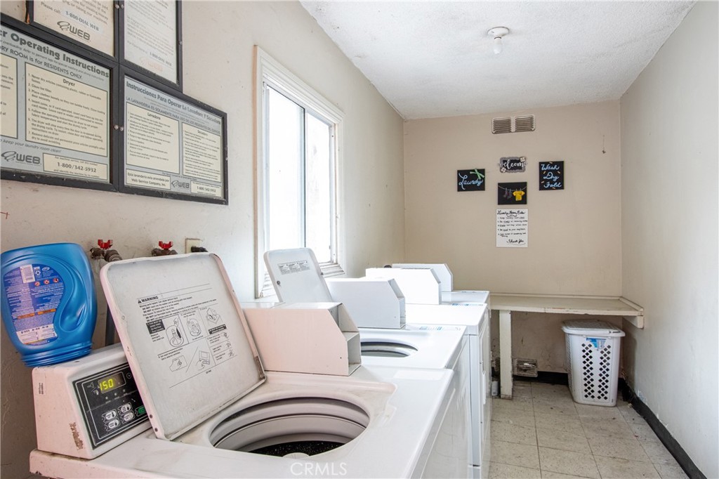 230 West Knepp Avenue Fullerton, CA 92832 - Photo 23 of 25