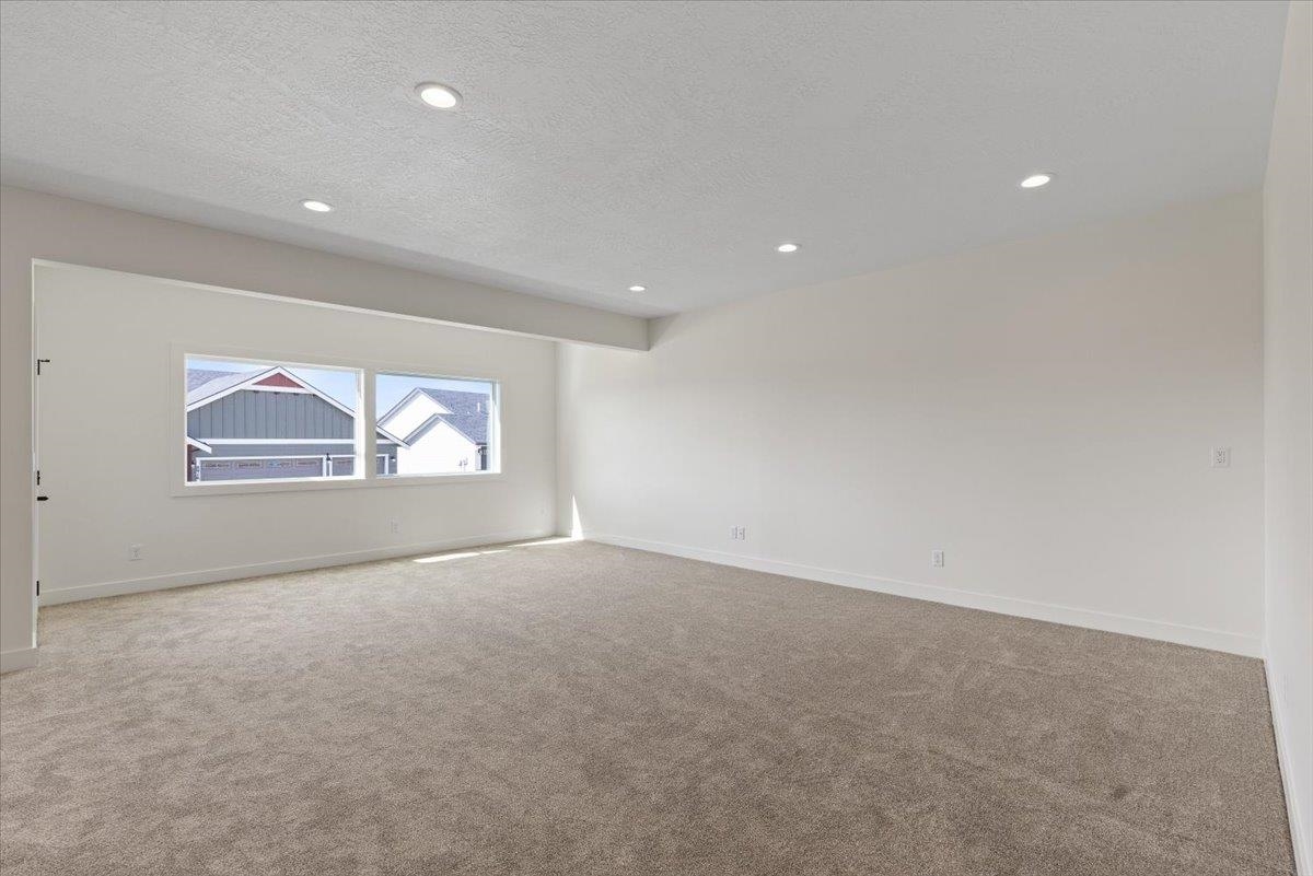 8930 East Ridgeline Lane Spokane, WA 99217 - Photo 22 of 33