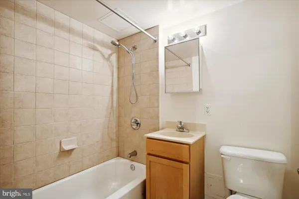 $1,895 | 800 4th Street Southwest, Unit S113, Washington, DC 20024