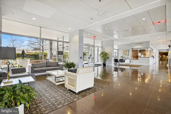 $1,895 | 800 4th Street Southwest, Unit S113, Washington, DC 20024