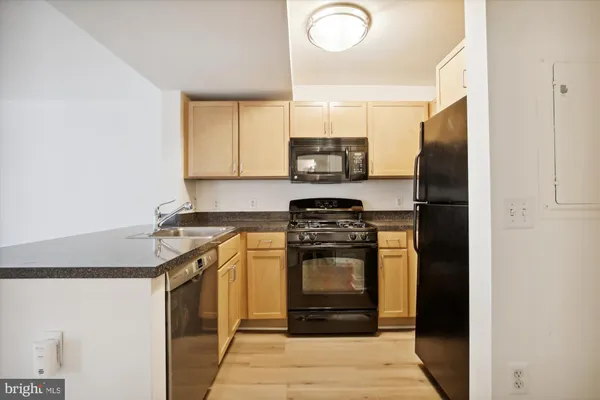 $1,895 | 800 4th Street Southwest, Unit S113, Washington, DC 20024