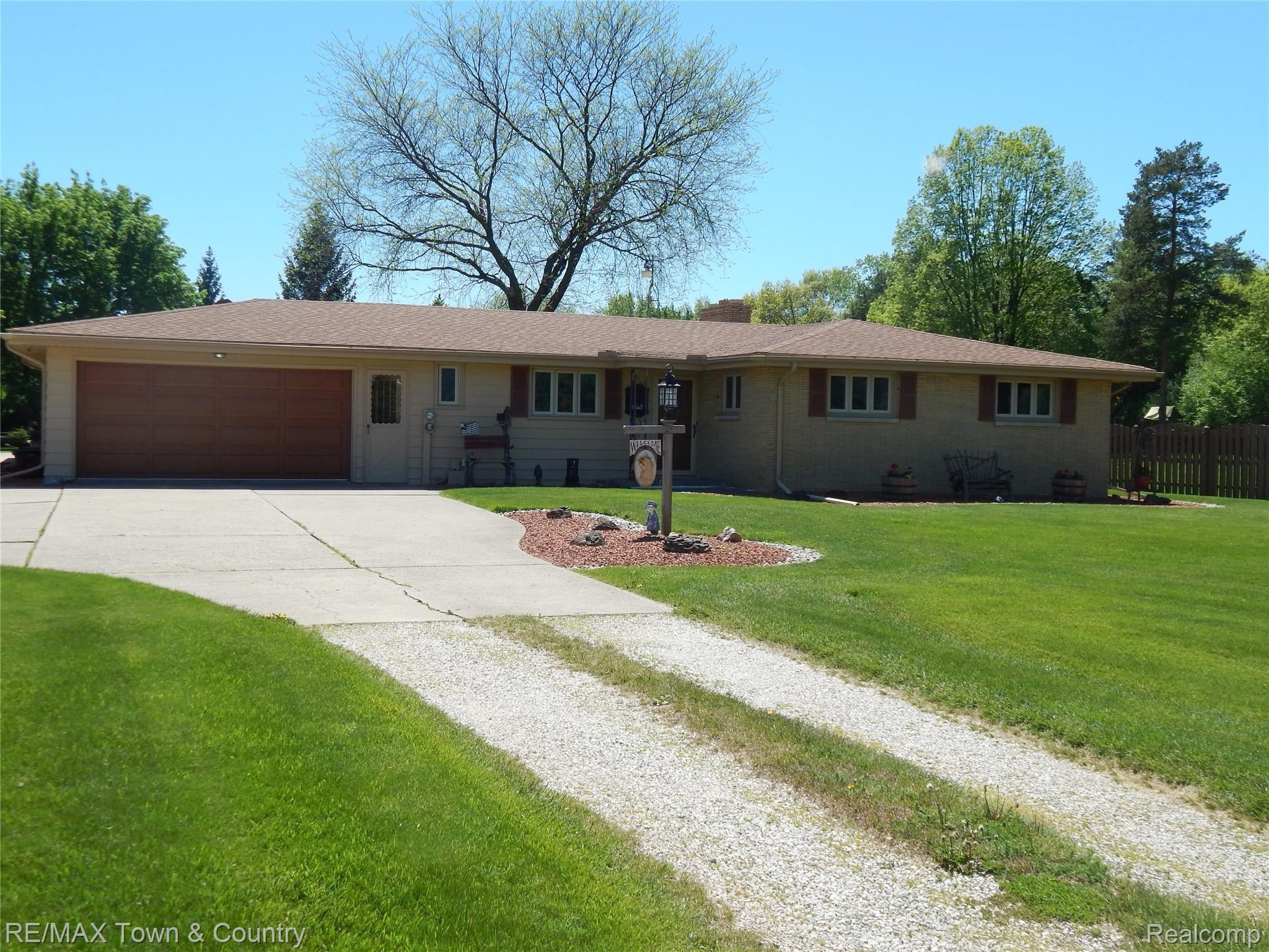4197 Beecher Road Flint, MI 48532 - Photo 42 of 42 DSCN1069.JPG
