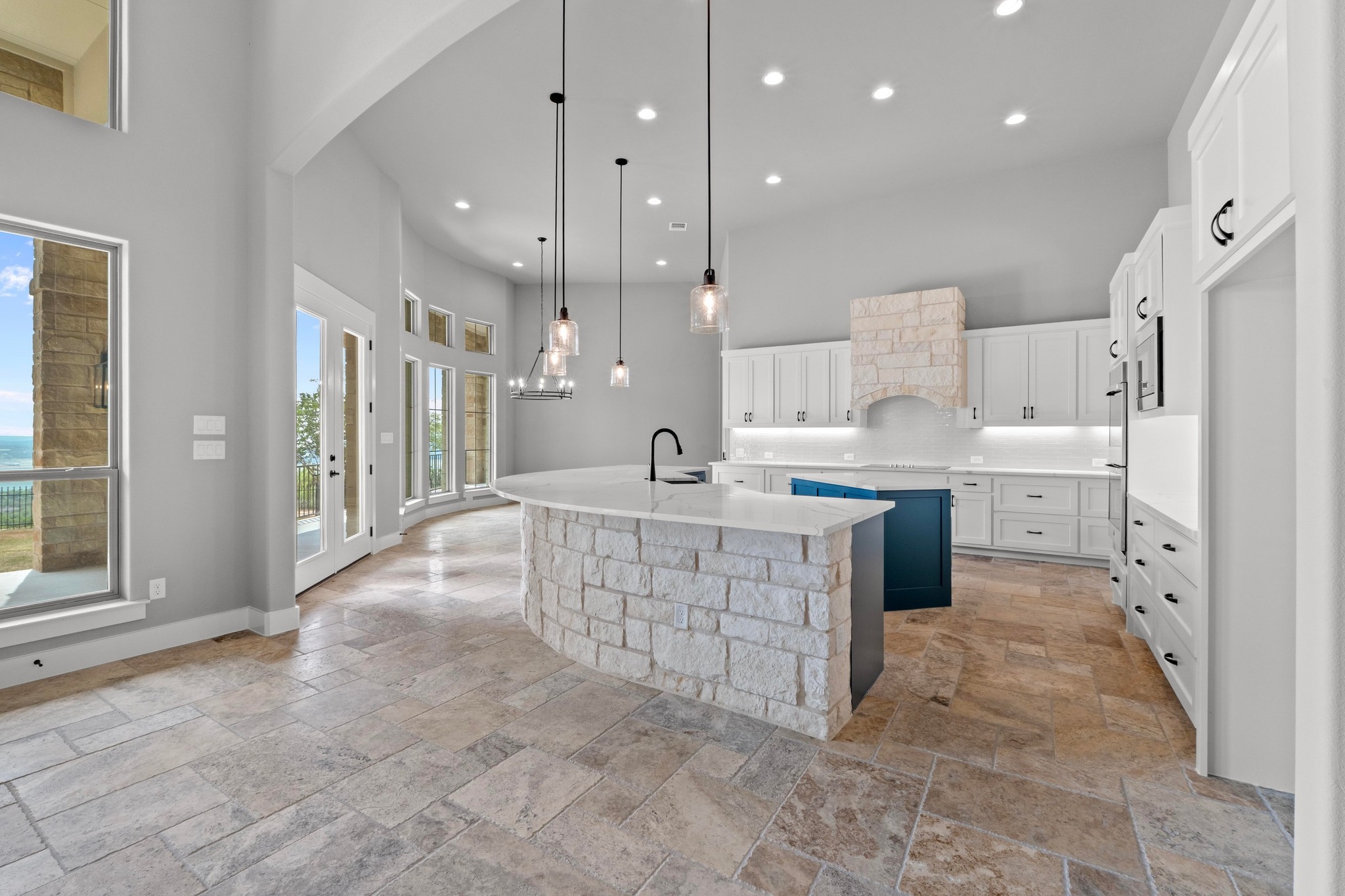 8295 Lime Creek Road Volente, TX 78641 - Photo 9 of 40