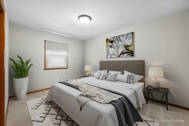 $339,900 | 504 Princeton Drive, North Aurora, IL 60542