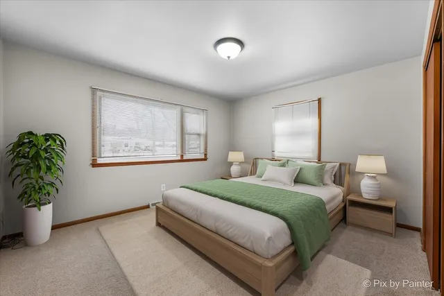 $339,900 | 504 Princeton Drive, North Aurora, IL 60542