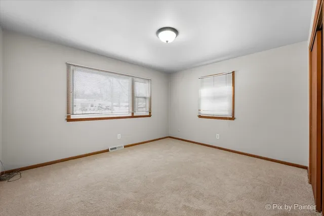 $339,900 | 504 Princeton Drive, North Aurora, IL 60542