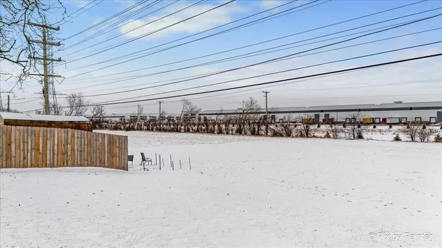 $339,900 | 504 Princeton Drive, North Aurora, IL 60542