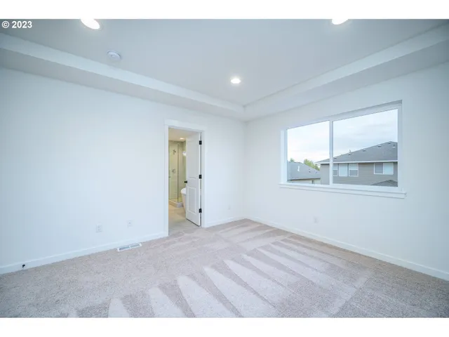 $702,300 | 11682 Southeast Majestic Fls Avenue, Unit LT 736, Happy Valley, OR 97086