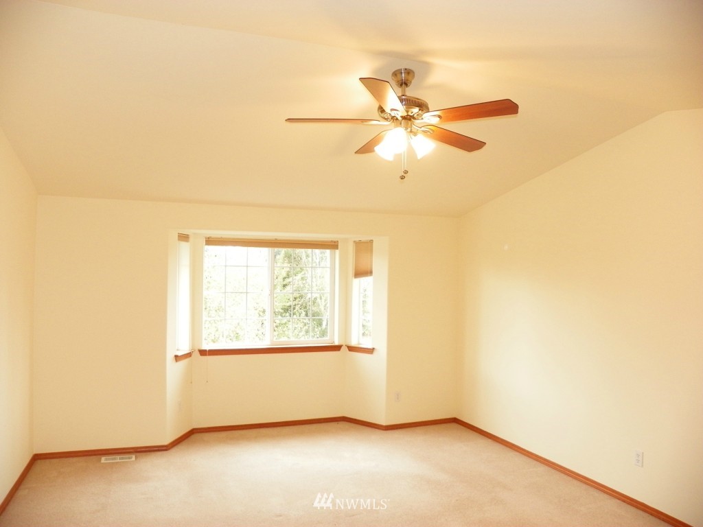 17008 Sheldon Lane Southwest Rochester, WA 98579 - Photo 12 of 25