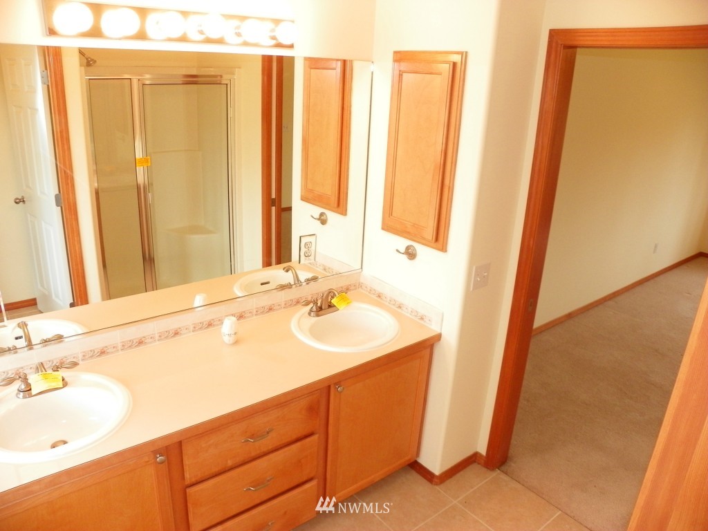 17008 Sheldon Lane Southwest Rochester, WA 98579 - Photo 15 of 25
