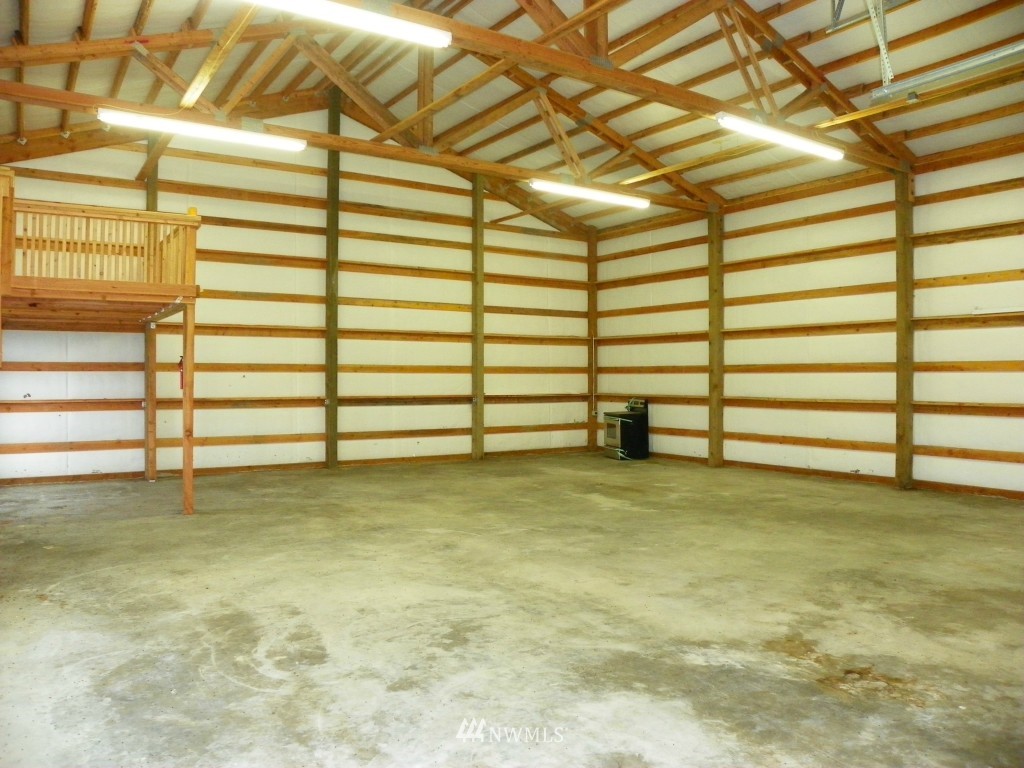 17008 Sheldon Lane Southwest Rochester, WA 98579 - Photo 19 of 25