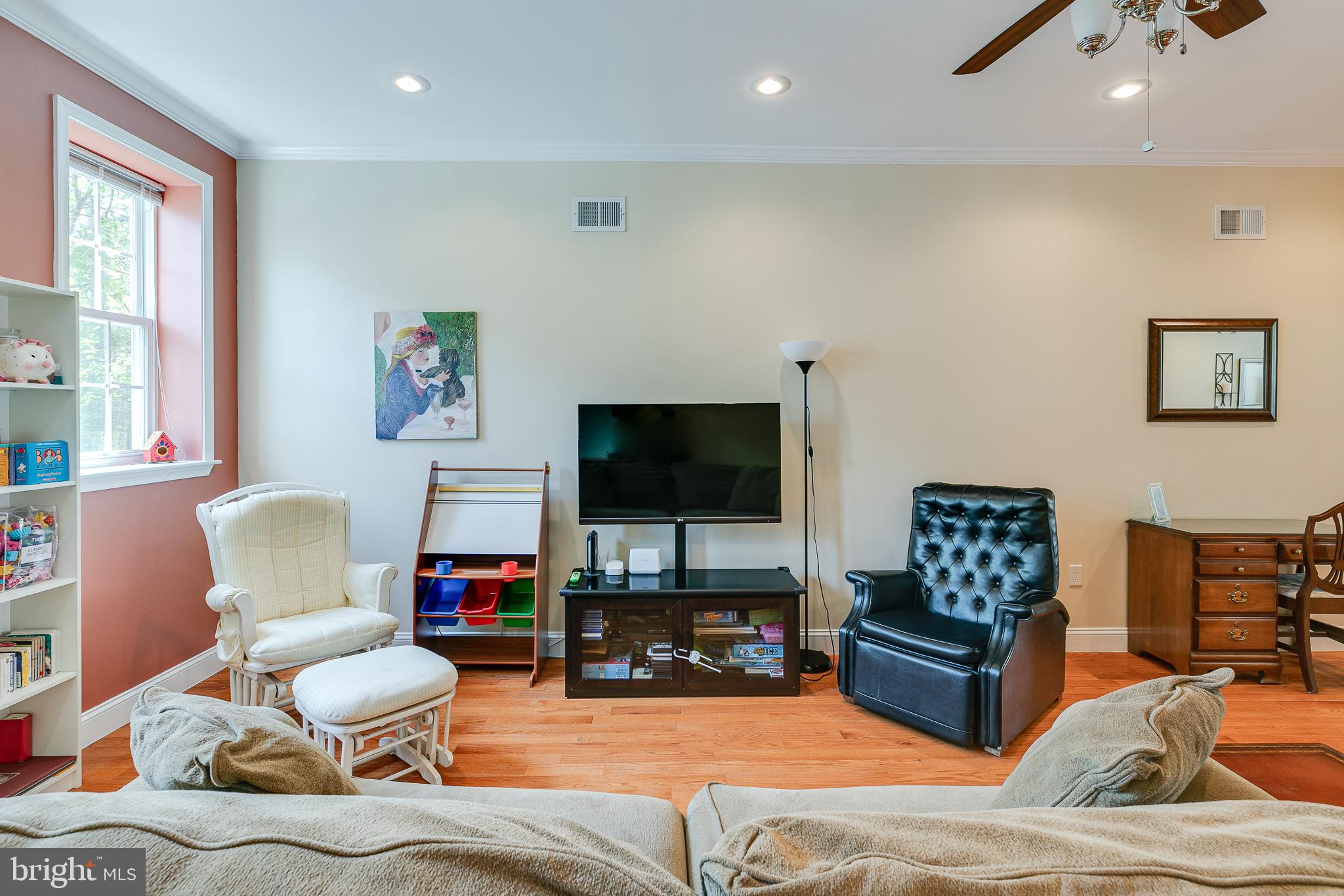 1311 Morris Street Philadelphia, PA 19148 - Photo 6 of 29