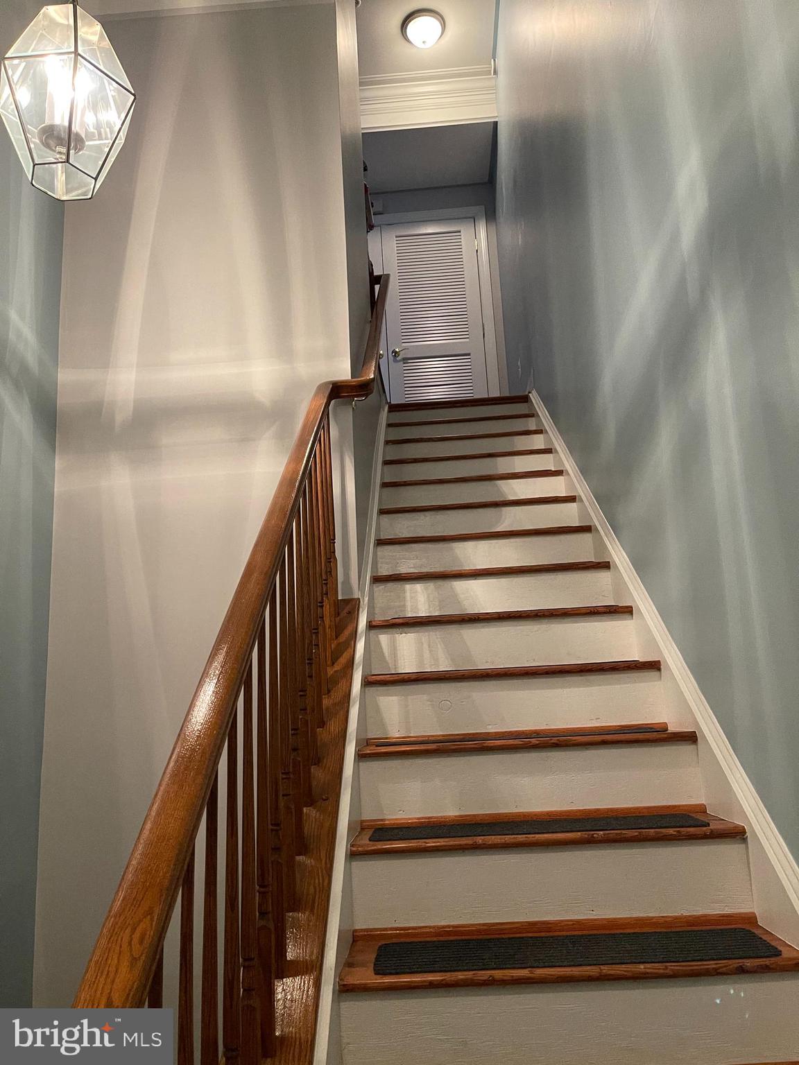 14837 Cloverdale Road Woodbridge, VA 22193 - Photo 6 of 30