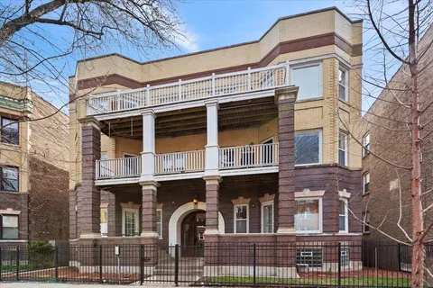 $499,000 | 4415 North Racine Avenue, Unit 2S, Chicago, IL 60640