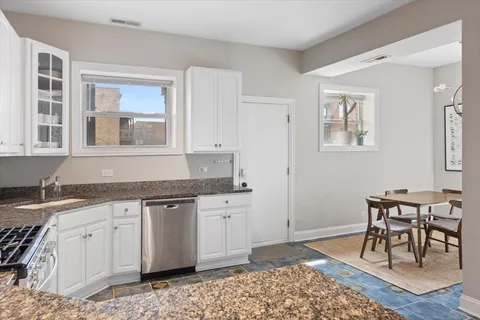 $499,000 | 4415 North Racine Avenue, Unit 2S, Chicago, IL 60640